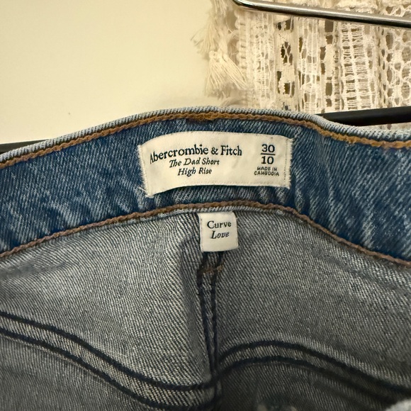 Abercrombie & Fitch Classic Blue Jean Shorts - Picture 2 of 3